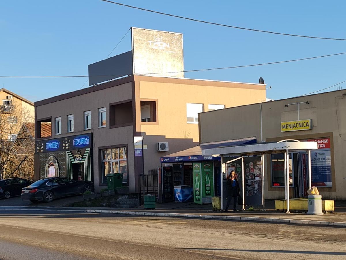 Airport Molko Apartments Surcin Exterior photo