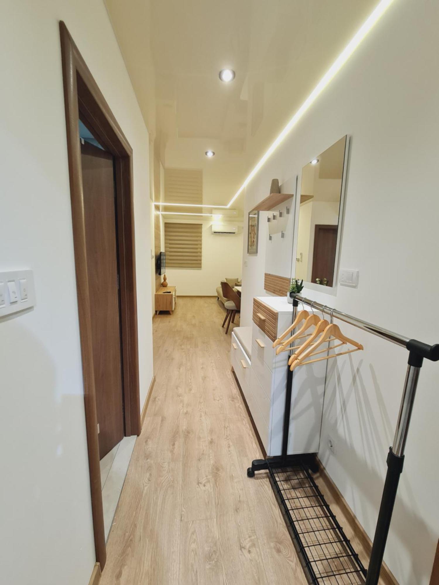 Airport Molko Apartments Surcin Exterior photo