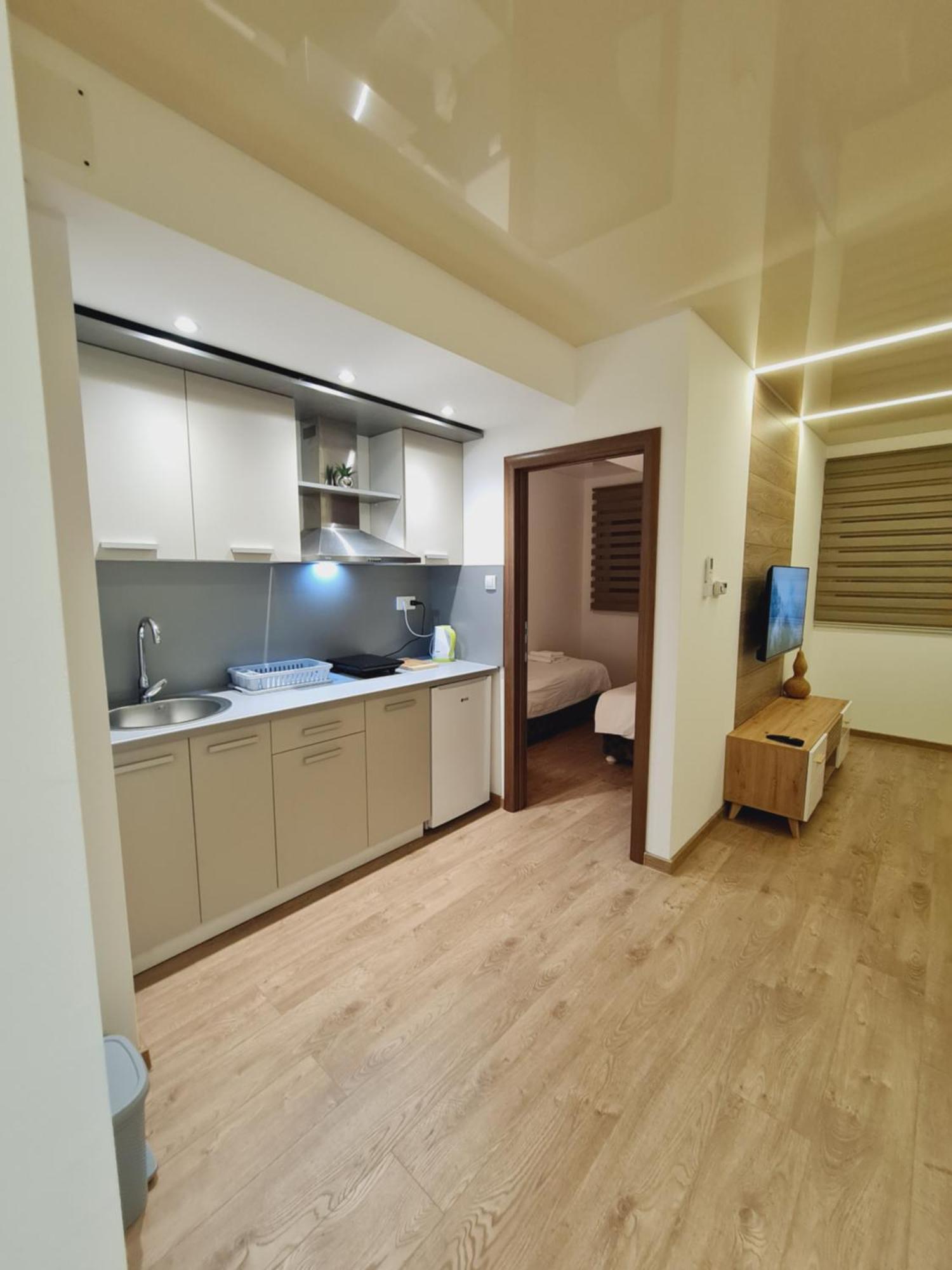 Airport Molko Apartments Surcin Exterior photo