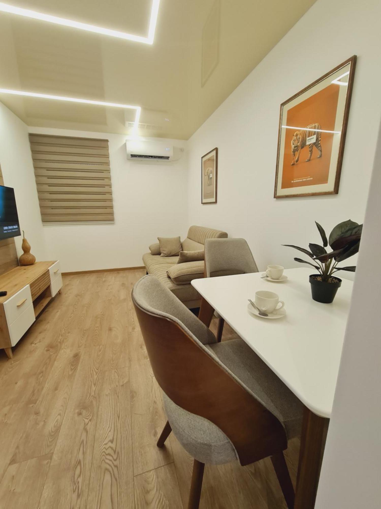 Airport Molko Apartments Surcin Exterior photo